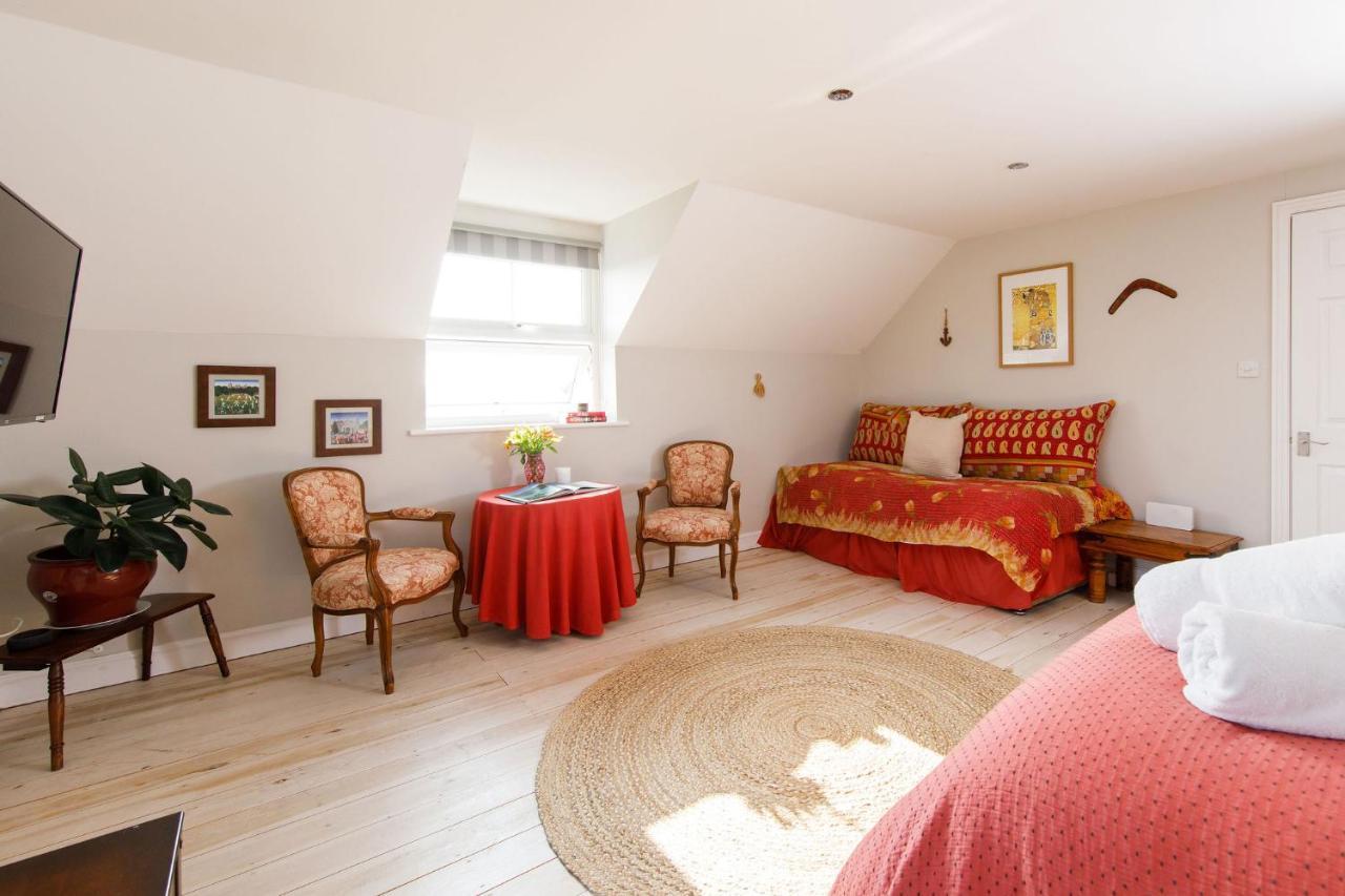 Apartamento Woodfield Wellbeing Oving Exterior foto
